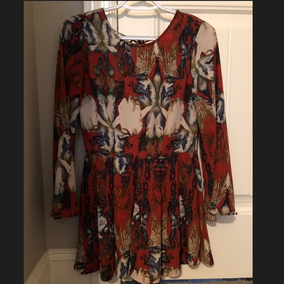 Floral Romper - Picture 2 of 3